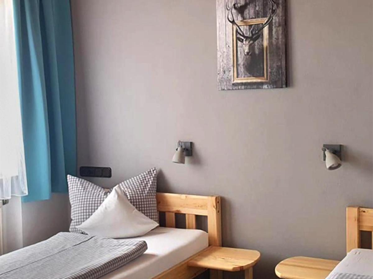 Pension Zum Krug, Messe Muenchen Hergolding Exteriér fotografie